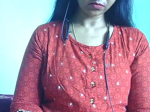 Snapshot of Suhana-sapna chatting on 12-17-25, 05:34 Suhana-sapna online show from 12-17-25, 05:34