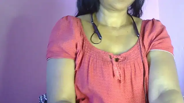 Snapshot of Suhana-sapna chatting on 01-08-26, 06:08 Suhana-sapna online show from 01-08-26, 06:08