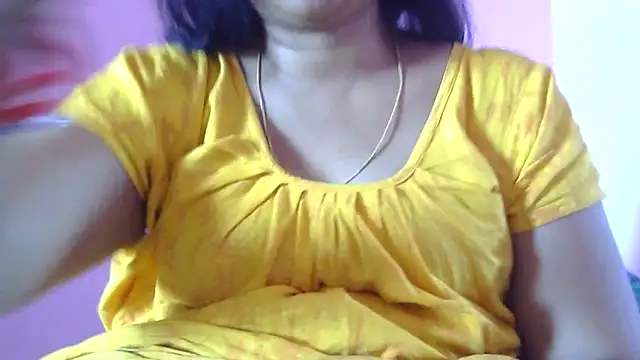 Snapshot of Suhana-sapna chatting on 02-20-26, 06:37 Suhana-sapna online show from 02-20-26, 06:37