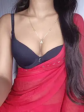 Snapshot of sexyriya_008 chatting on 06-08-26, 05:24 sexyriya 008 online show from 06-08-26, 05:24