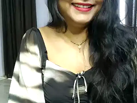 Snapshot of Hritvika chatting on 02-05-26, 04:08 Hritvika online show from 02-05-26, 04:08