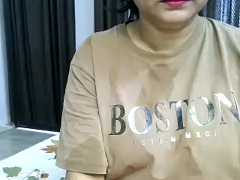 Snapshot of Hritvika chatting on 02-16-26, 04:22 Hritvika online show from 02-16-26, 04:22