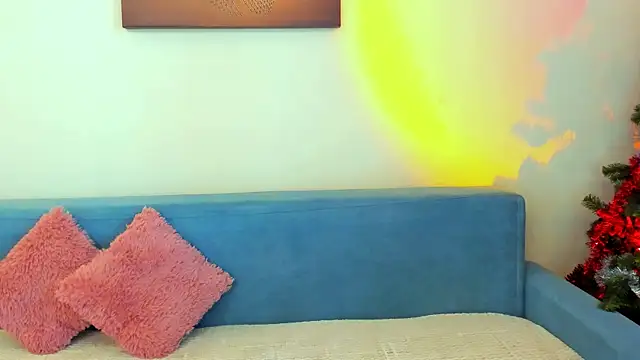 Snapshot of liya_gorgeous chatting on 01-18-25, 08:10 liya gorgeous online show from 01-18-25, 08:10