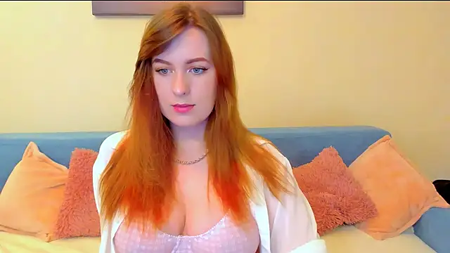 Snapshot of liya_gorgeous chatting on 03-08-25, 04:28 liya gorgeous online show from 03-08-25, 04:28