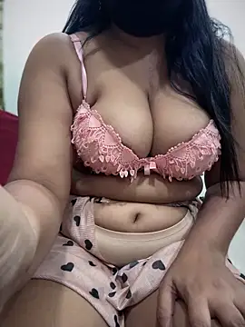 Snapshot of stylishpooja chatting on 09-27-25, 05:41 stylishpooja online show from 09-27-25, 05:41