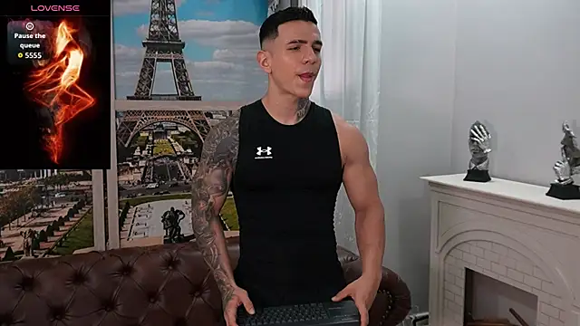 Snapshot of Flynn_Riider chatting on 05-27-26, 05:42 Flynn Riider online show from 05-27-26, 05:42