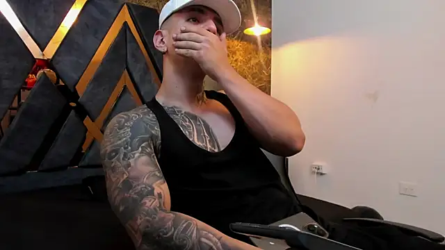 Flynn Riider online show from 11-02-25, 12:04