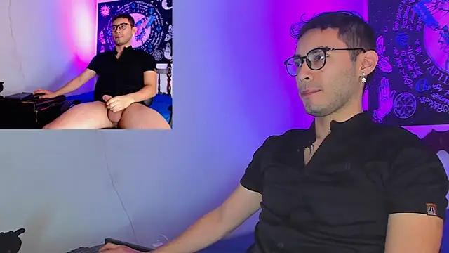 Snapshot of alexdesire chatting on 10-28-25, 02:27 alexdesire online show from 10-28-25, 02:27