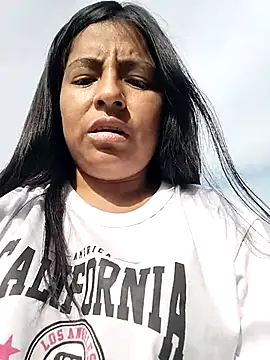 Danna-linyi online show from 03-25-26, 08:52