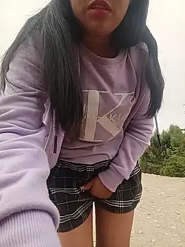 Danna-linyi online show from 06-19-26, 02:56