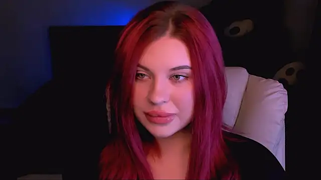 Snapshot of evaharve chatting on 01-17-26, 08:18 evaharve online show from 01-17-26, 08:18