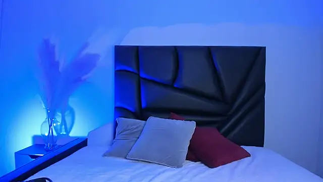 slutty venus online show from 10-04-25, 03:41