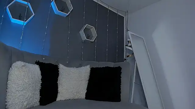 slutty venus online show from 03-11-25, 03:04