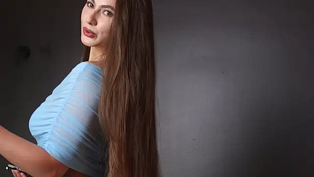 Snapshot of MuseSolis chatting on 10-05-25, 09:38 MuseSolis online show from 10-05-25, 09:38