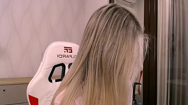 Babby Rabbit online show from 12-19-25, 02:41