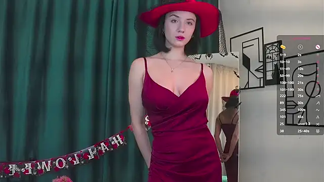 ElvaHilby online show from 10-31-25, 01:13