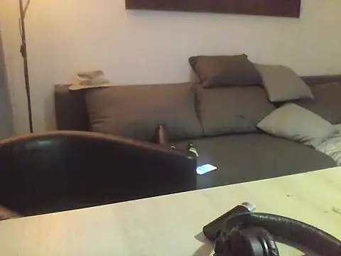 Avamereandmikel online show from 10-16-25, 11:13