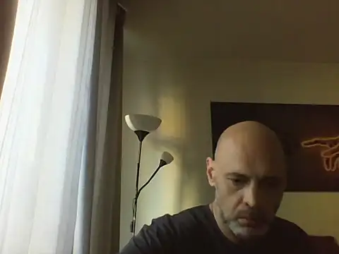 Avamereandmikel online show from 11-28-25, 02:50