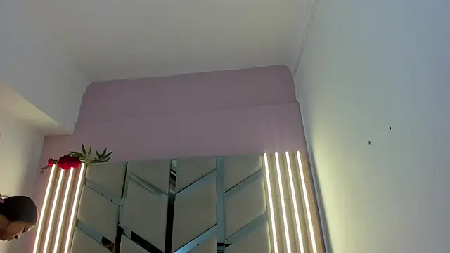 victoriamoon-01 online show from 10-01-25, 08:35
