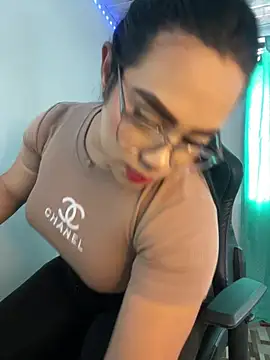 Dulce smith 1 online show from 06-16-26, 07:36