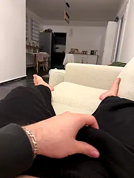 Loco42- online show from 12-17-25, 02:05