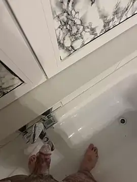 Snapshot of Loco42- chatting on 03-21-25, 07:46 Loco42- online show from 03-21-25, 07:46