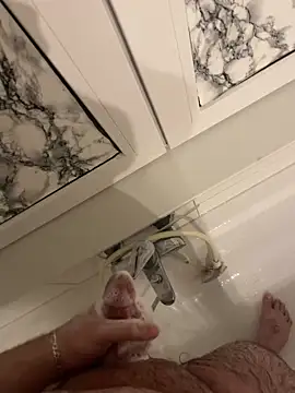 Snapshot of Loco42- chatting on 03-13-25, 09:05 Loco42- online show from 03-13-25, 09:05