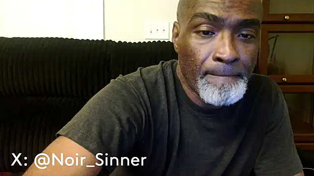 Snapshot of sinnernoir chatting on 06-03-26, 03:07 sinnernoir online show from 06-03-26, 03:07