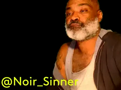 Snapshot of sinnernoir chatting on 01-29-25, 05:30 sinnernoir online show from 01-29-25, 05:30