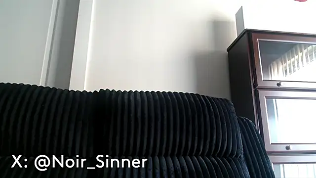 Snapshot of sinnernoir chatting on 06-02-26, 02:06 sinnernoir online show from 06-02-26, 02:06