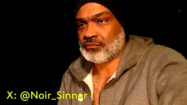Snapshot of sinnernoir chatting on 03-13-25, 03:28 sinnernoir online show from 03-13-25, 03:28