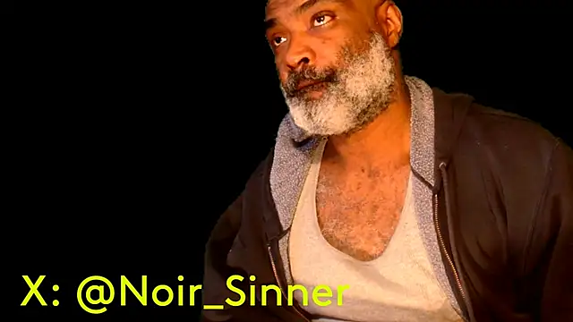 Snapshot of sinnernoir chatting on 01-29-25, 03:04 sinnernoir online show from 01-29-25, 03:04
