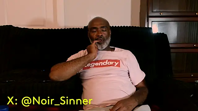 Snapshot of sinnernoir chatting on 07-16-26, 06:10 sinnernoir online show from 07-16-26, 06:10