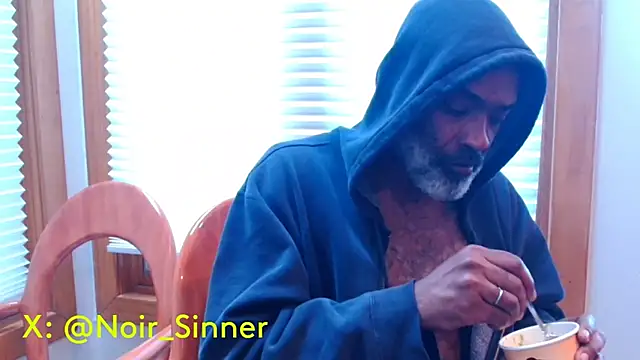 sinnernoir online show from 12-21-25, 06:31