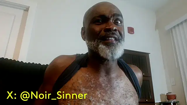 Snapshot of sinnernoir chatting on 07-02-26, 03:23 sinnernoir online show from 07-02-26, 03:23