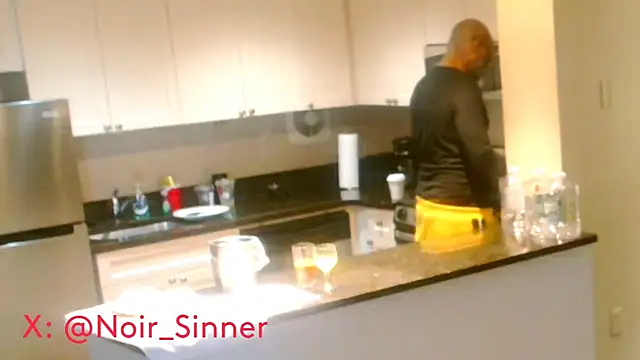 sinnernoir online show from 02-24-26, 03:02