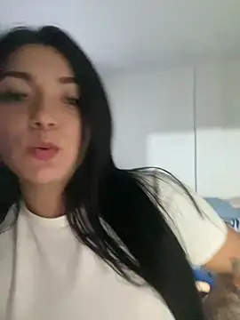 Snapshot of SofiDavid chatting on 03-01-25, 11:58 SofiDavid online show from 03-01-25, 11:58
