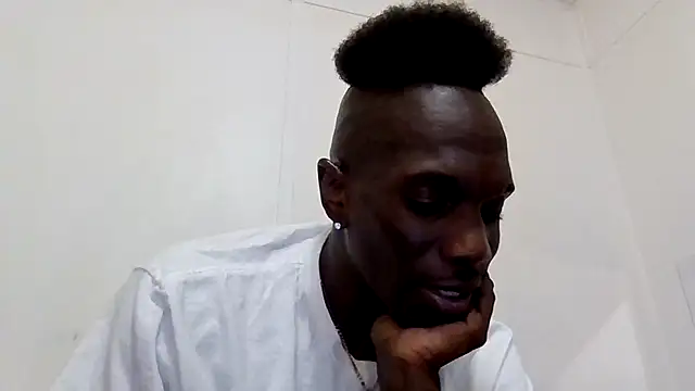 Snapshot of Shawtyblaque21 chatting on 07-13-26, 09:58 Shawtyblaque21 online show from 07-13-26, 09:58