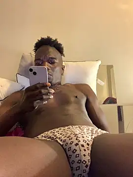 Shawtyblaque21 online show from 04-10-26, 02:40