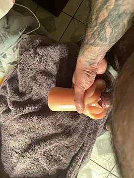 edgher646 online show from 01-07-25, 04:27