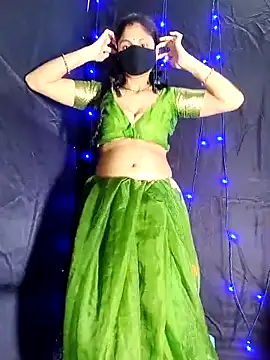 Snapshot of Cute-Aadhvita chatting on 03-01-25, 10:42 Cute-Aadhvita online show from 03-01-25, 10:42