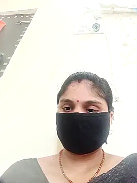 Snapshot of Cute-Aadhvita chatting on 10-08-25, 09:22 Cute-Aadhvita online show from 10-08-25, 09:22