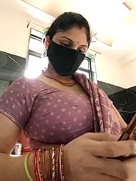 Snapshot of Cute-Aadhvita chatting on 07-22-26, 05:09 Cute-Aadhvita online show from 07-22-26, 05:09