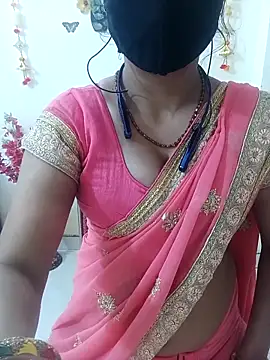 Snapshot of Cute-Aadhvita chatting on 10-18-25, 10:06 Cute-Aadhvita online show from 10-18-25, 10:06