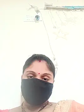 Snapshot of Cute-Aadhvita chatting on 10-11-25, 11:11 Cute-Aadhvita online show from 10-11-25, 11:11