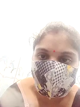 Snapshot of Cute-Aadhvita chatting on 09-18-25, 03:31 Cute-Aadhvita online show from 09-18-25, 03:31