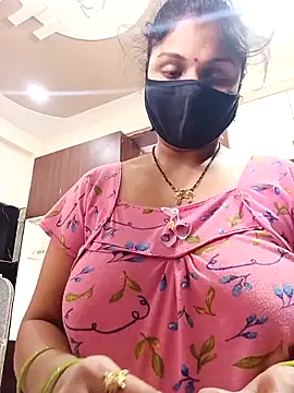 Snapshot of Cute-Aadhvita chatting on 05-04-26, 07:00 Cute-Aadhvita online show from 05-04-26, 07:00