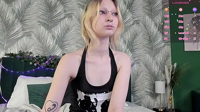 Lexy-Woorhez online show from 11-06-25, 11:25