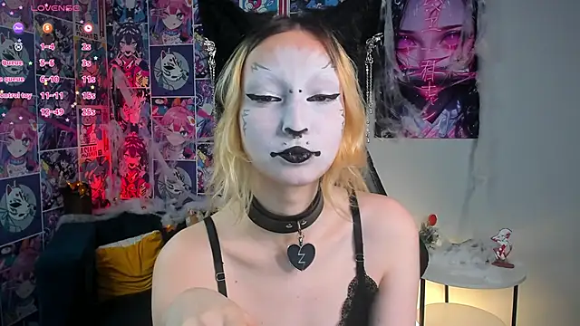 Lexy-Woorhez online show from 10-31-25, 11:18