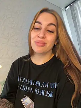 Snapshot of VikiDemi chatting on 09-27-25, 06:08 VikiDemi online show from 09-27-25, 06:08